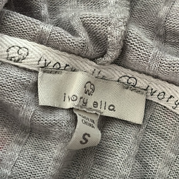 Ivory Ella Cropped Hoodie Size Small - Picture 7 of 9